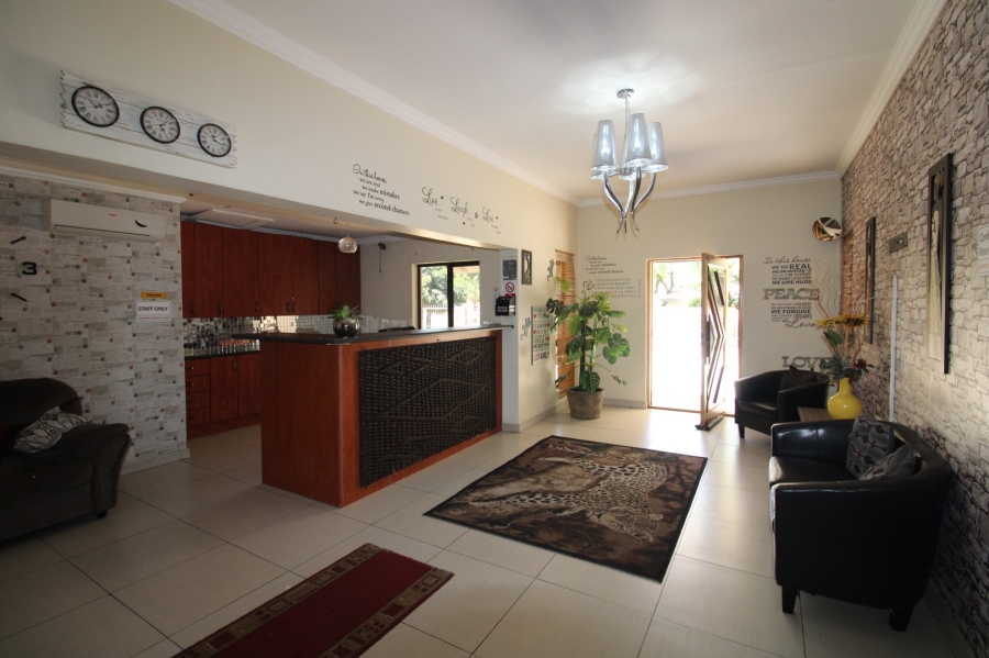 15 Bedroom Property for Sale in Langenhovenpark Free State